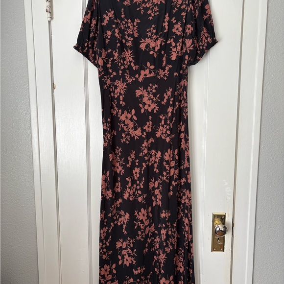 A New Day Black and Tan Floral Midi Dress - Picture 5 of 5